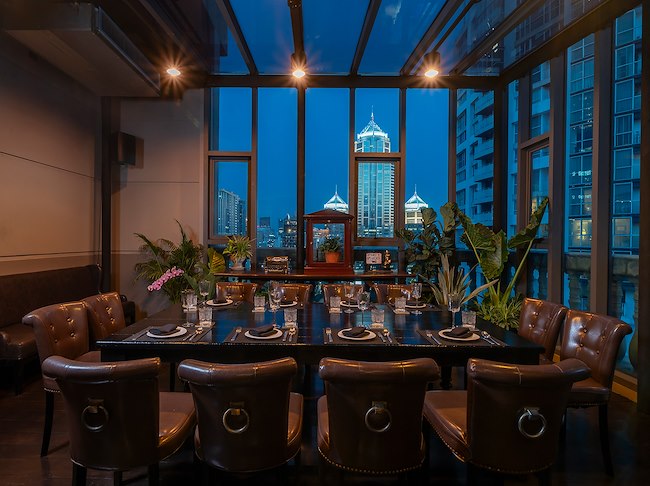 The Speakeasy Rooftop Bar Bangkok